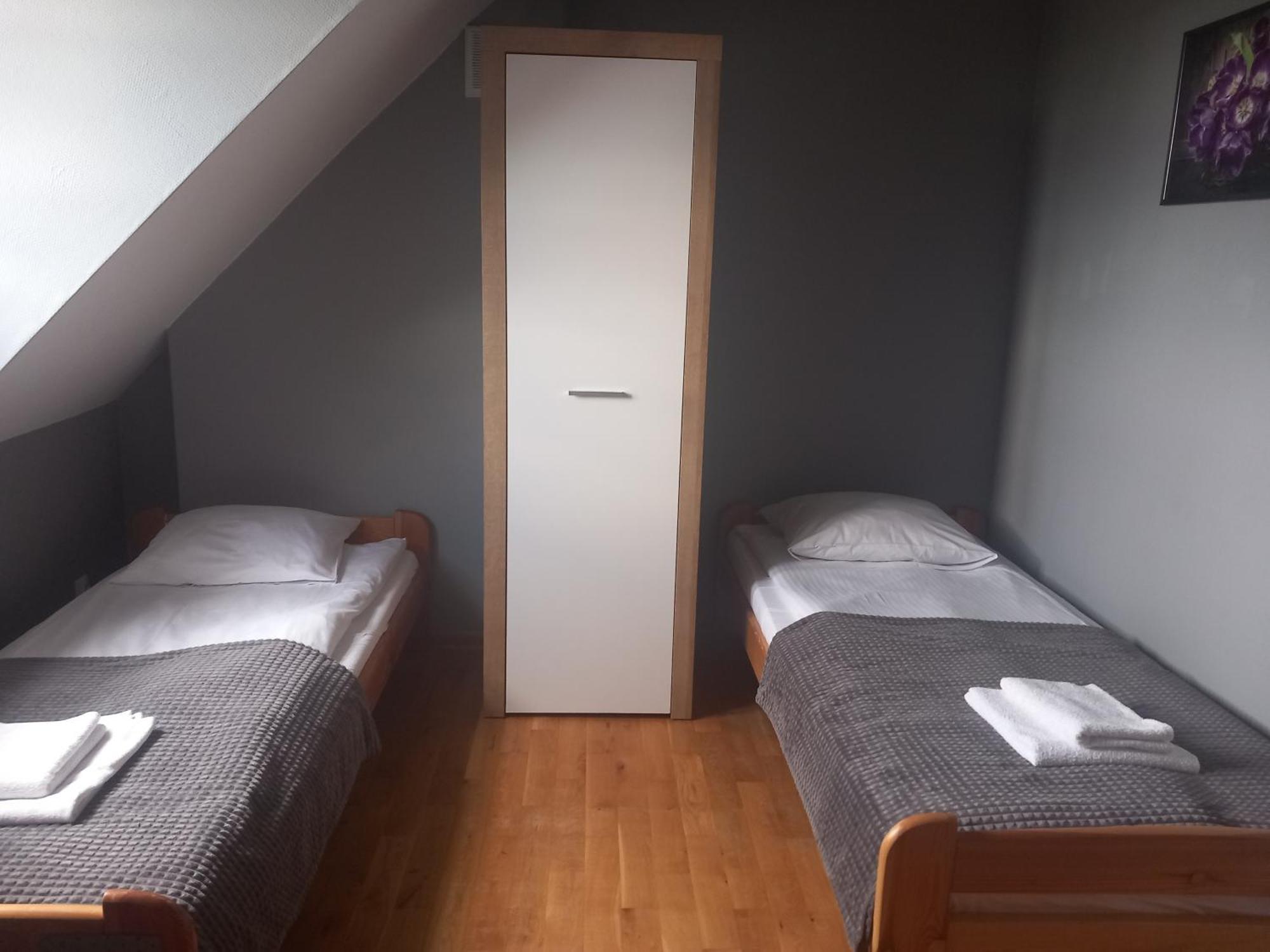 Dobry Klimat Hotel Uniejow Bagian luar foto