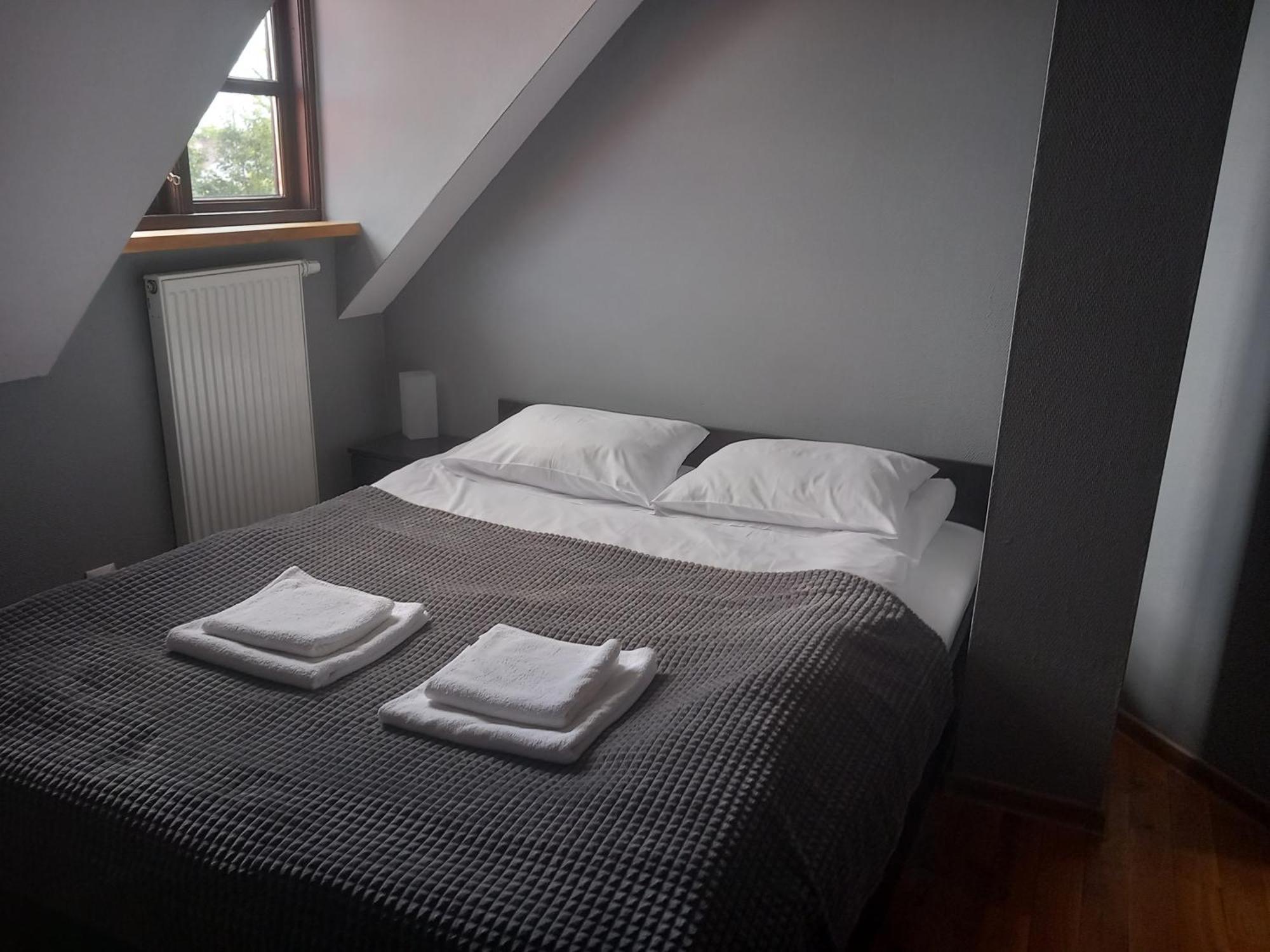 Dobry Klimat Hotel Uniejow Bagian luar foto