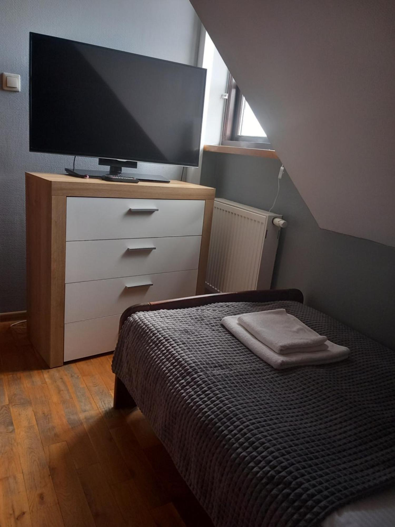Dobry Klimat Hotel Uniejow Bagian luar foto